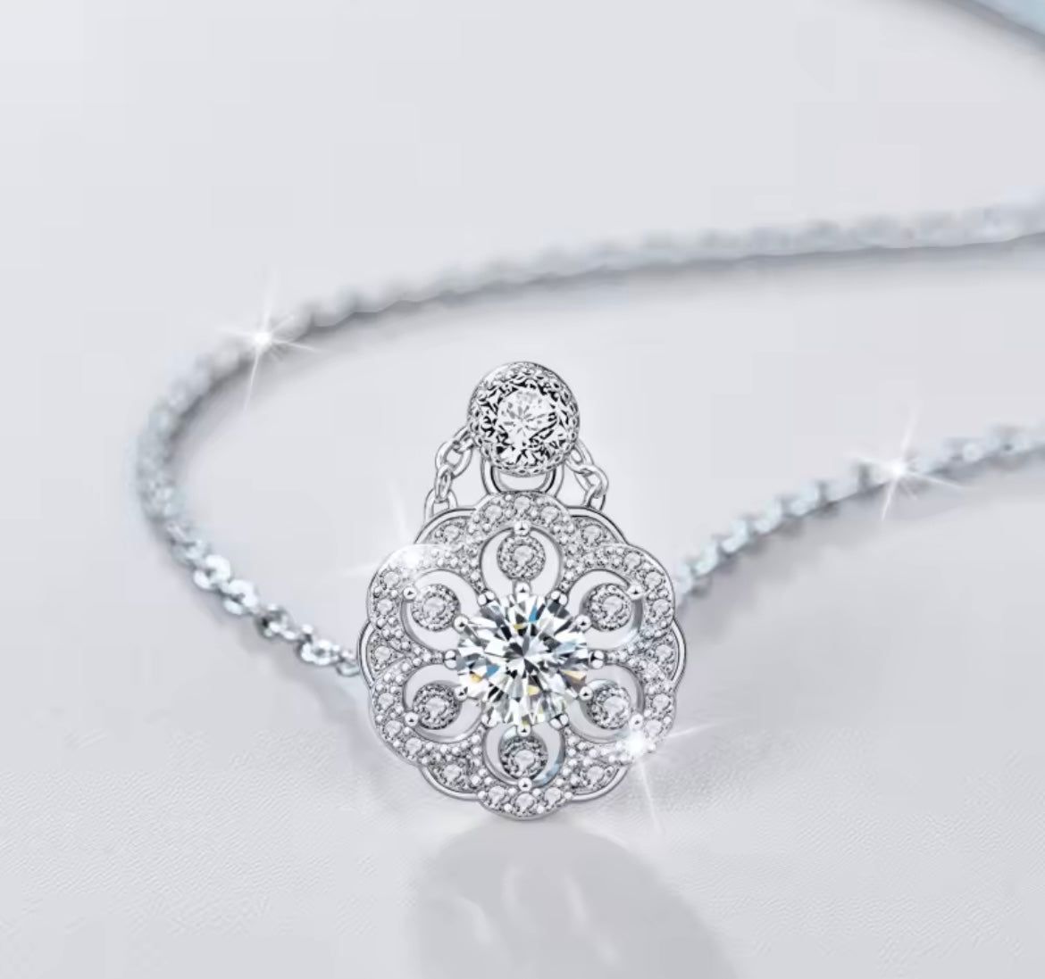 925 Sterling silver Moissanite floral Pendant