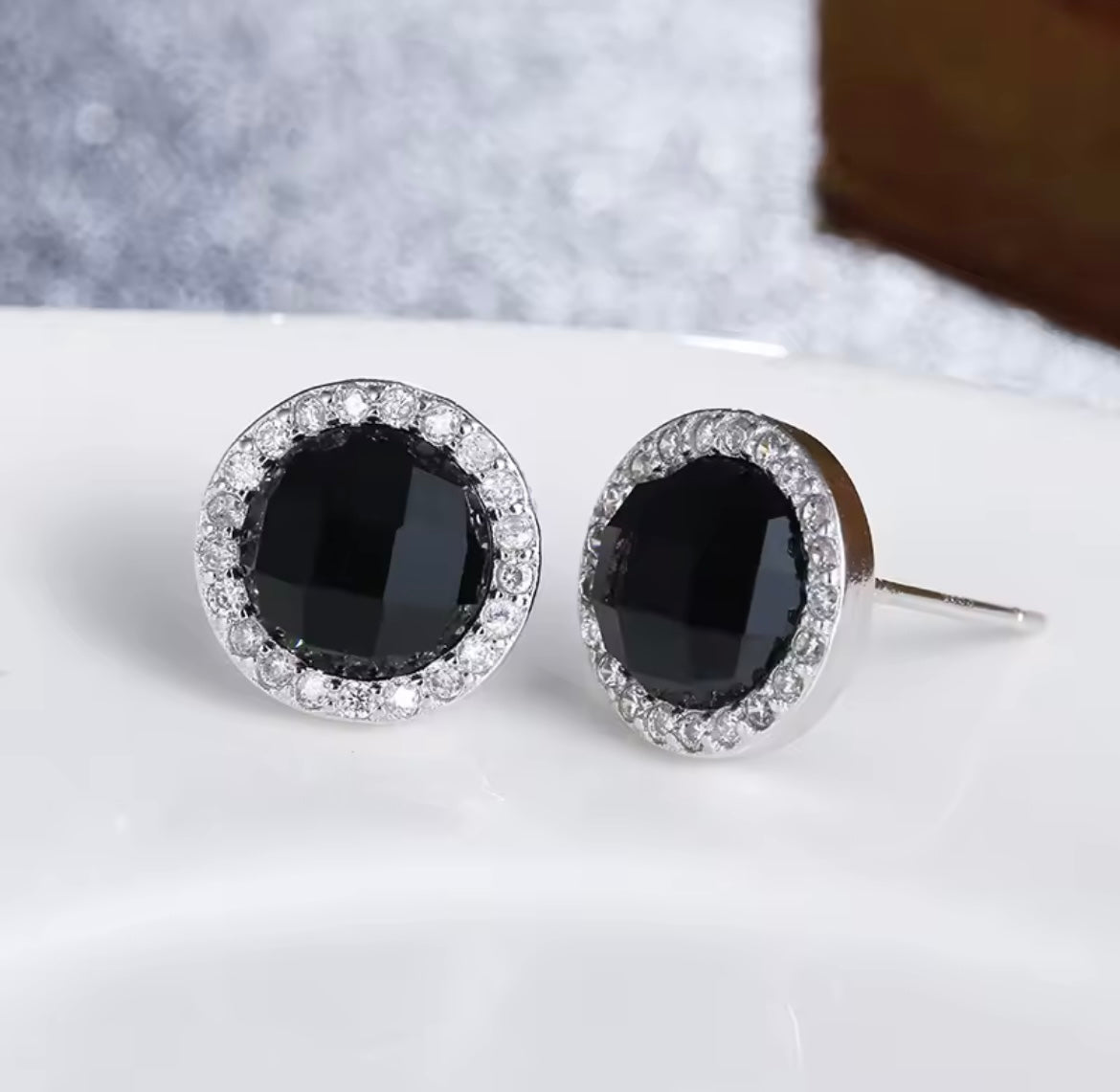 925 Sterling silver Black crystal stud earrings
