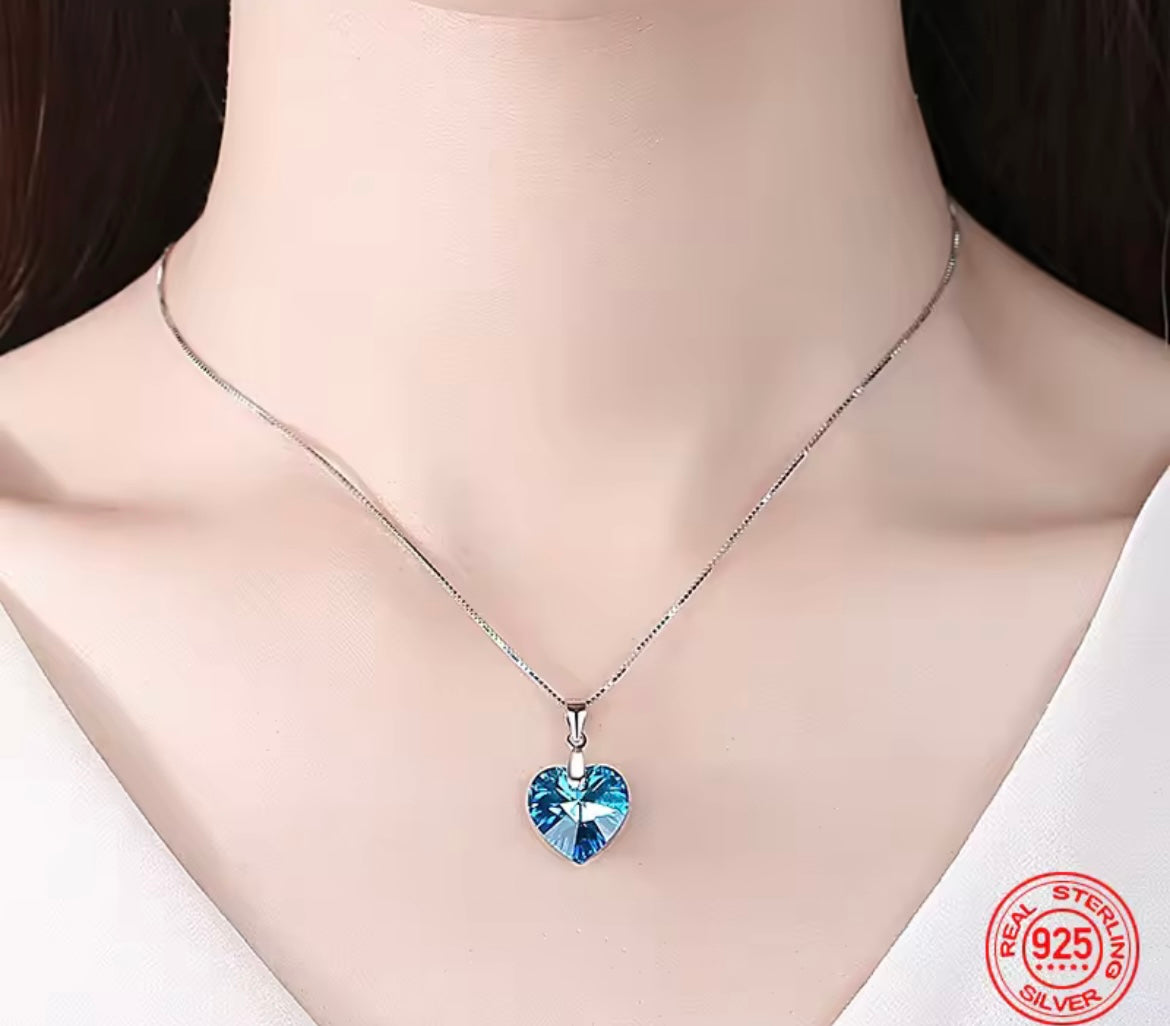 925 Sterling silver blue crystal heart necklace