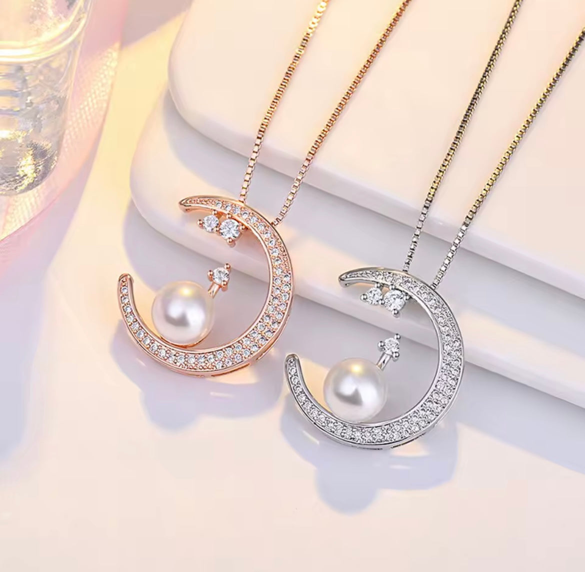 925 Sterling silver pearl moon pendant