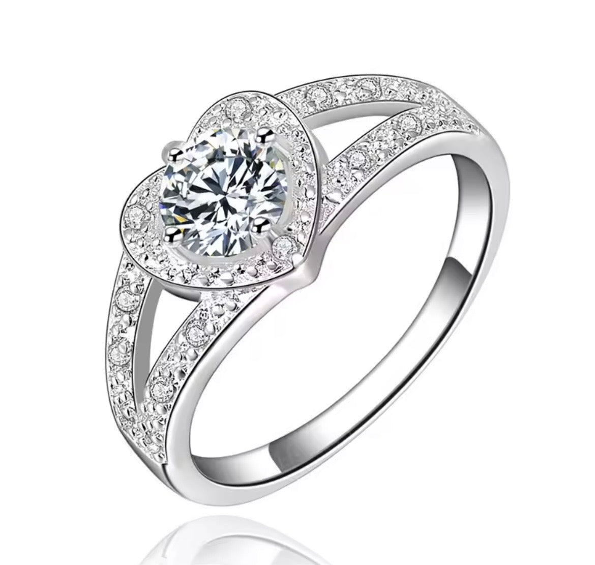 925 Sterling silver crystal heart ring