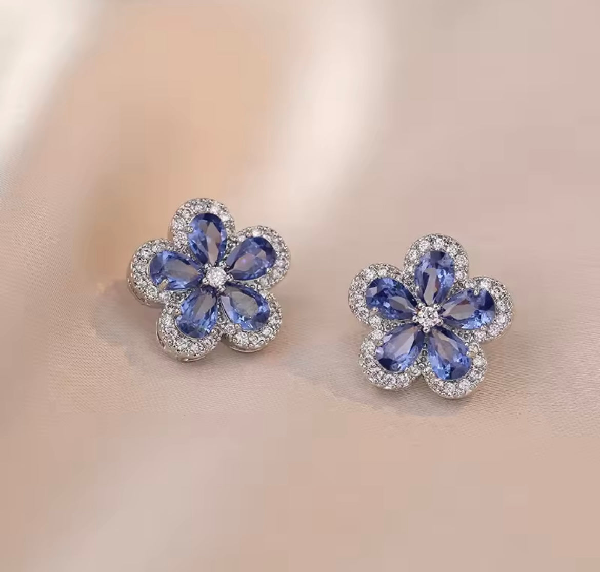 925 Sterling silver blue crystal flower set
