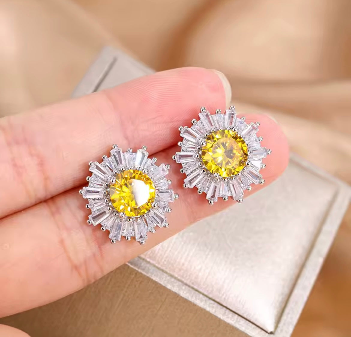 925 Sterling silver Yellow Zircon Earrings