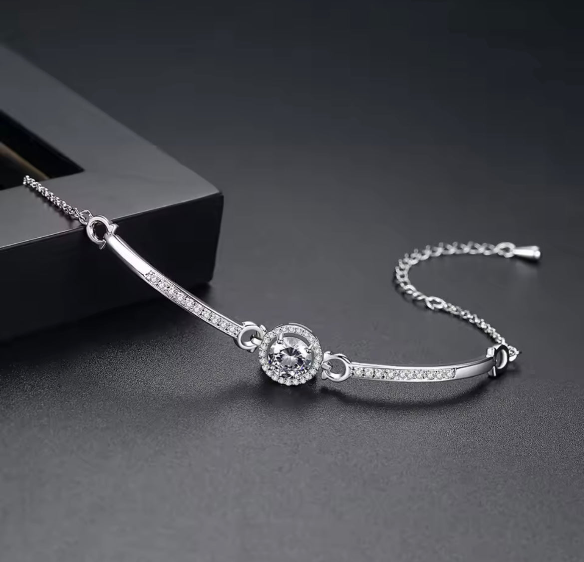 925 Sterling Silver Round Halo Adjustable Bracelet