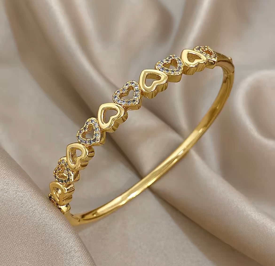 Stainless steel Zircon heart bangle