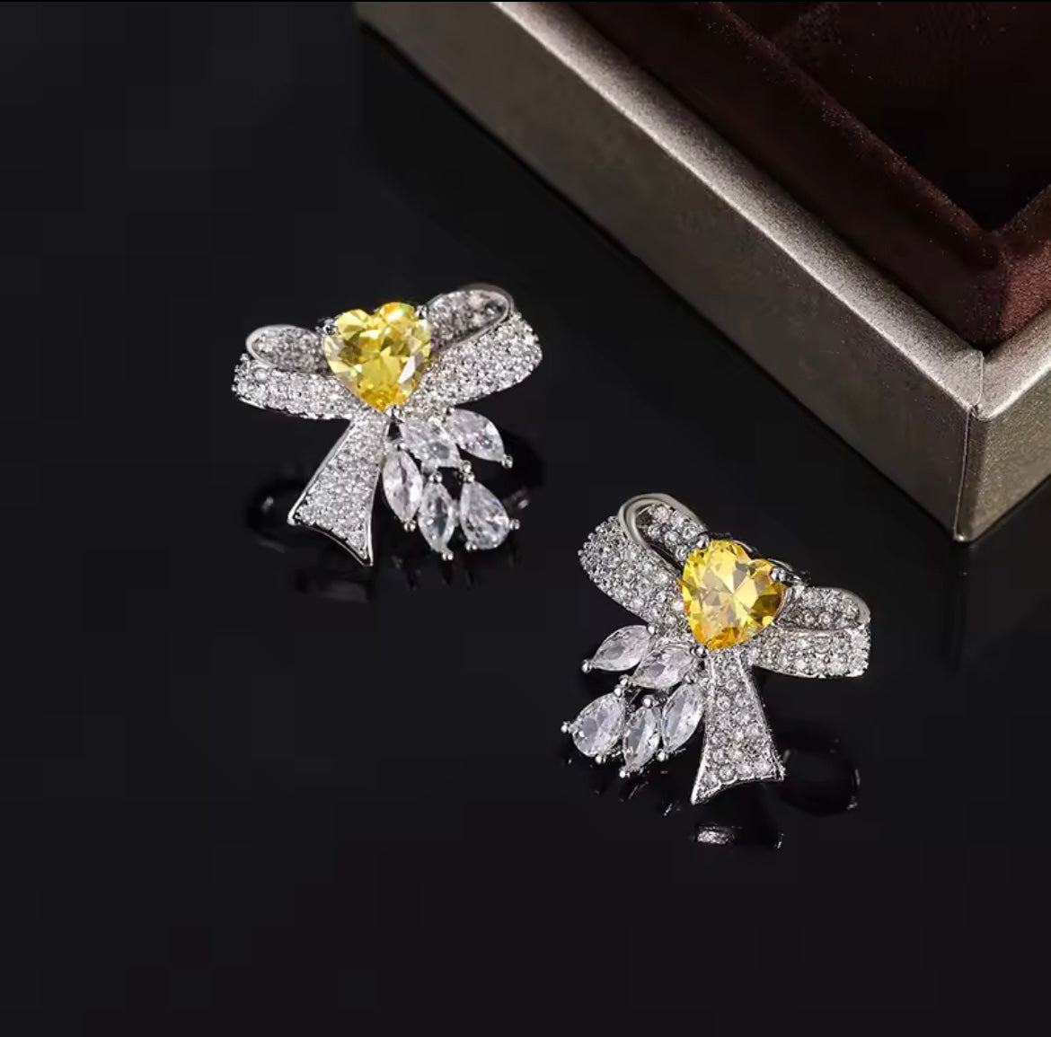 925 Sterling silver Yellow Heart Bow earrings