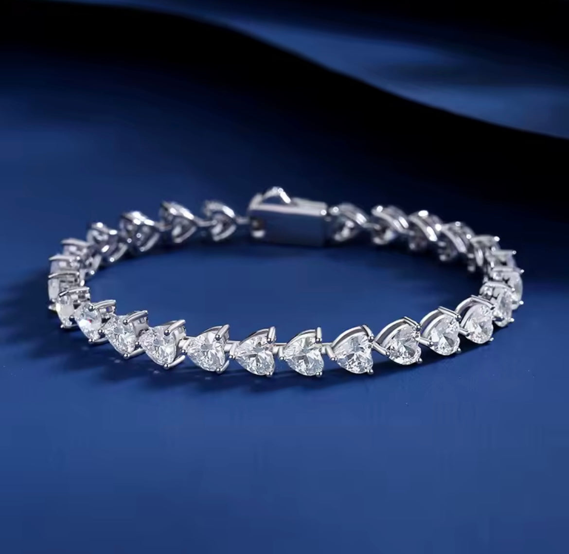 925 Sterling Silver Heart Cut Moissanite Luxury Bracelet