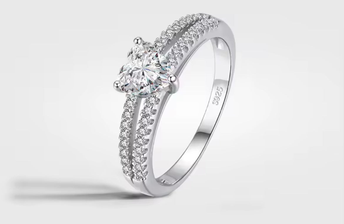 925 Sterling Silver Double lined heart ring