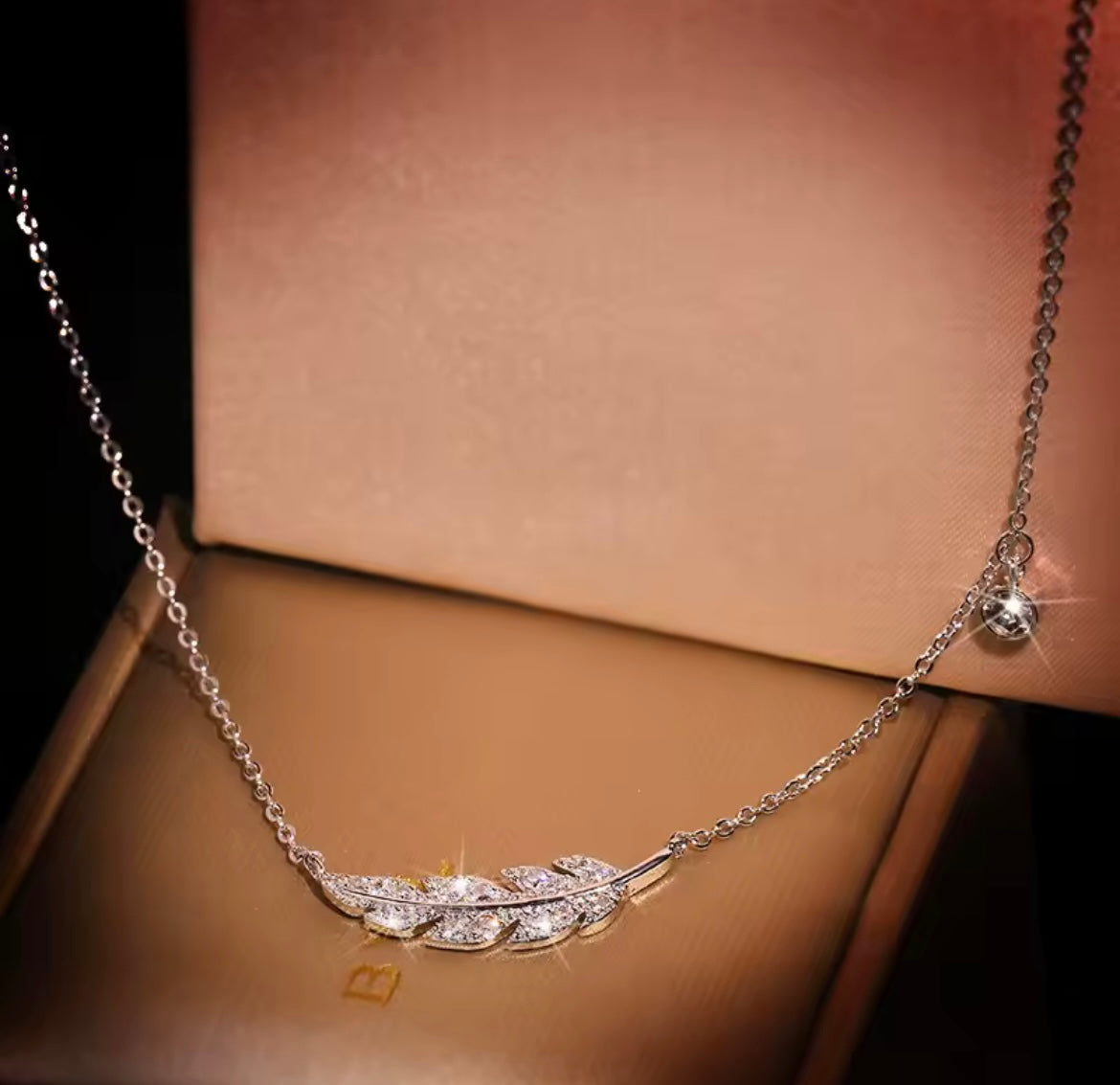 925 Sterling silver Feather Leaf pendant