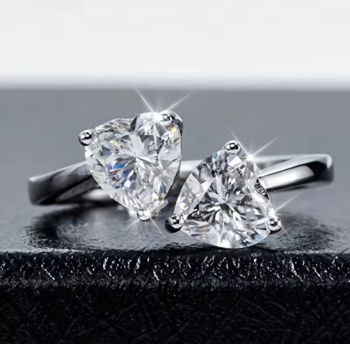 925 silver heart-shaped 2 carat moissanite adjustable ring