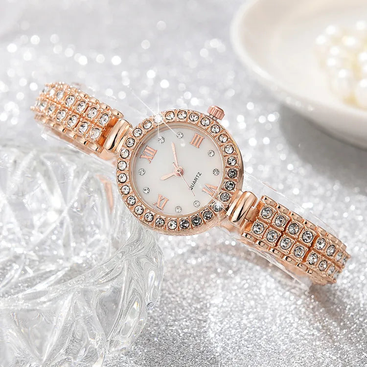 Elegant Geometric Horseshoe Buckle Quartz Women's Watches