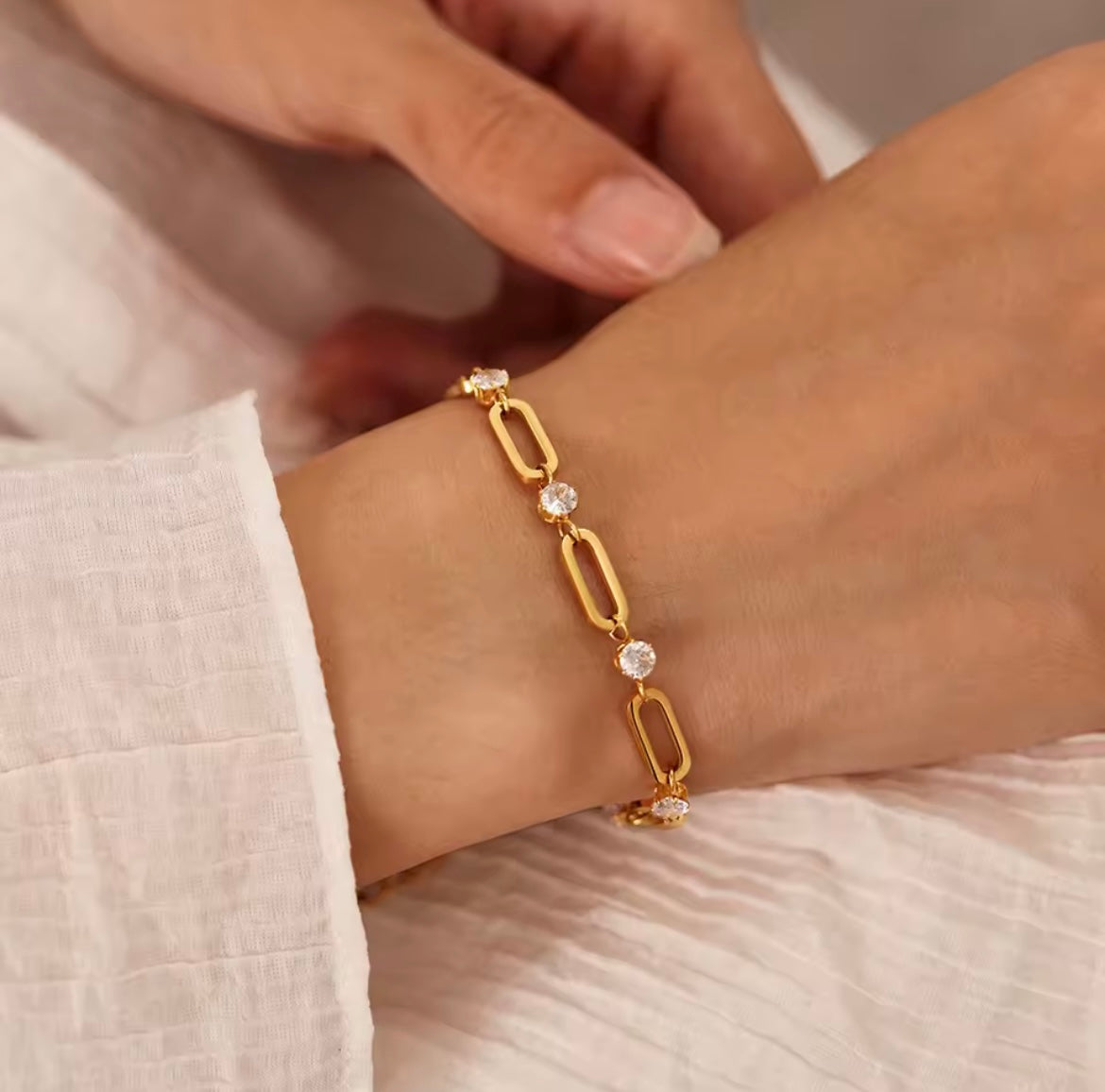 Stainless steel geometric bracelet