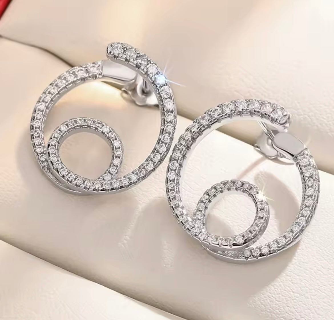 925 Sterling silver Dazzling circle earrings