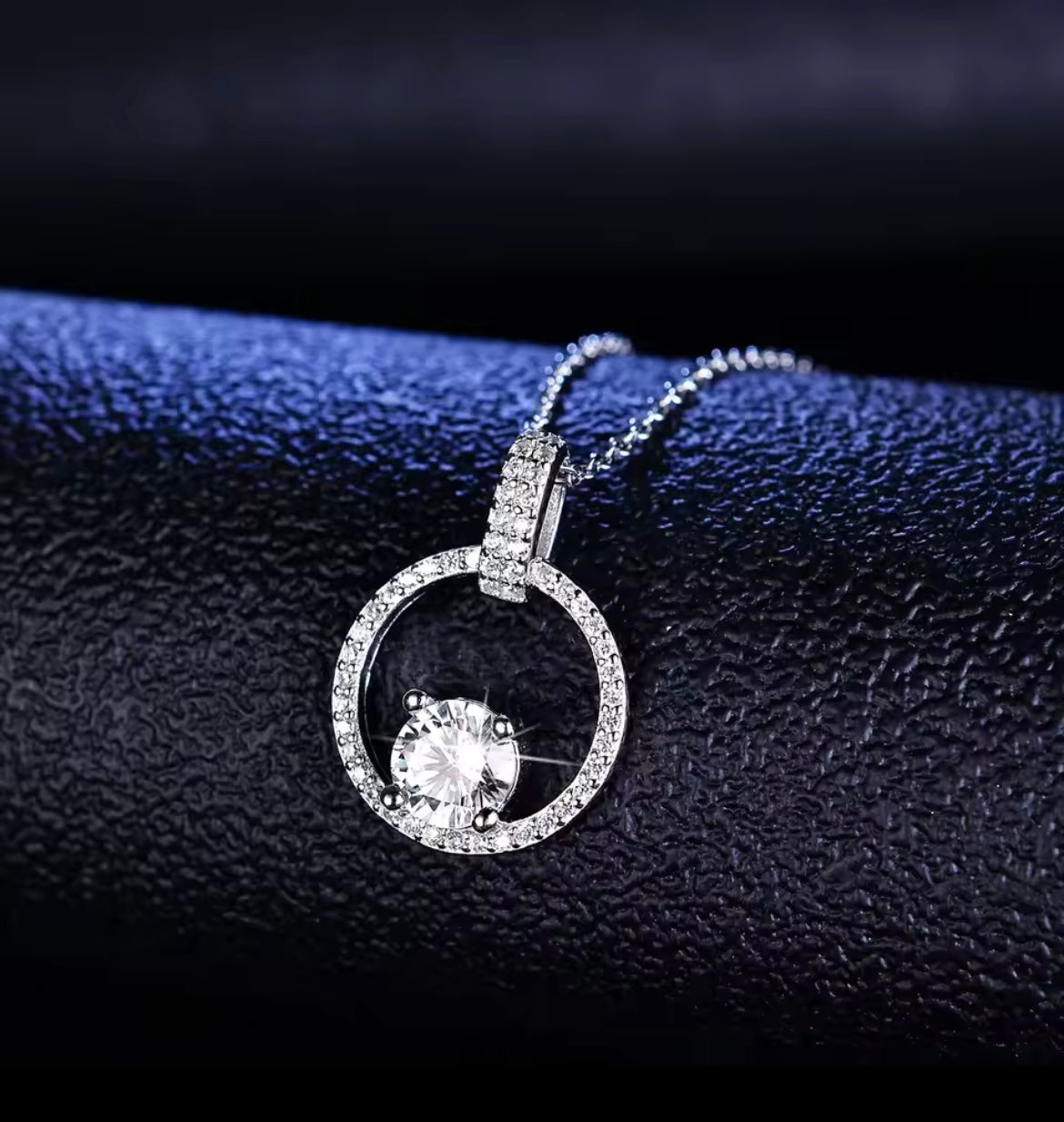 925 Sterling Silver Moissanite Round Necklace