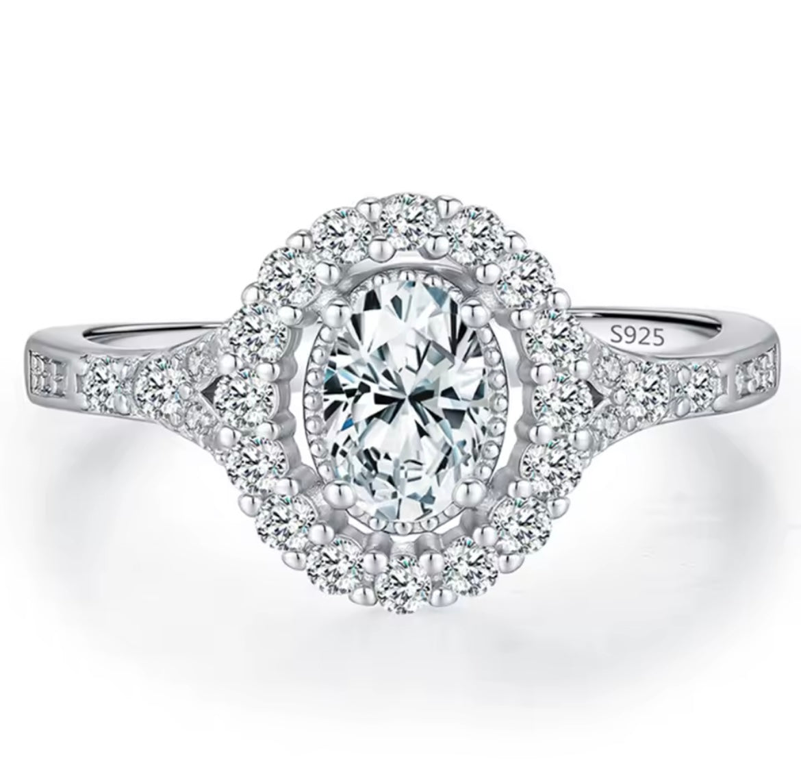 925 Sterling silver Oval Moissanite ring