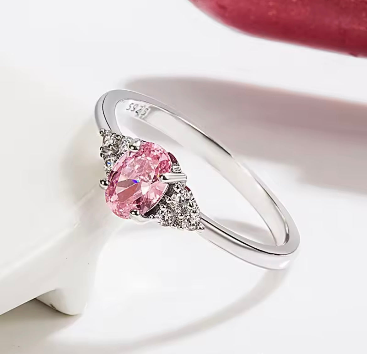 925 Sterling silver pink oval ring