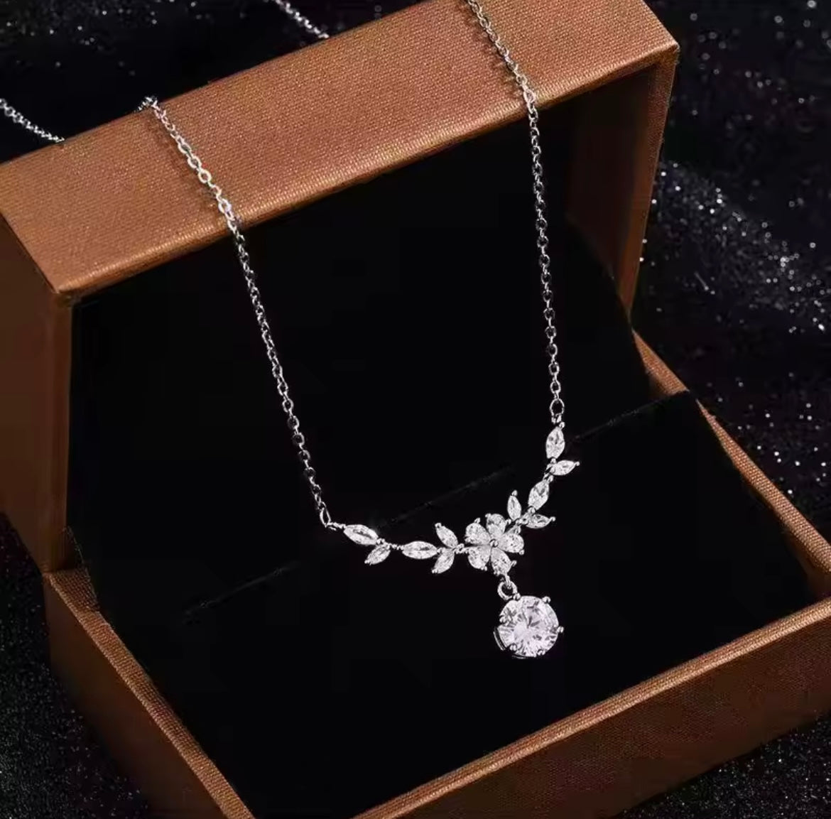 925 Sterling Silver Luxury Moissanite Necklace