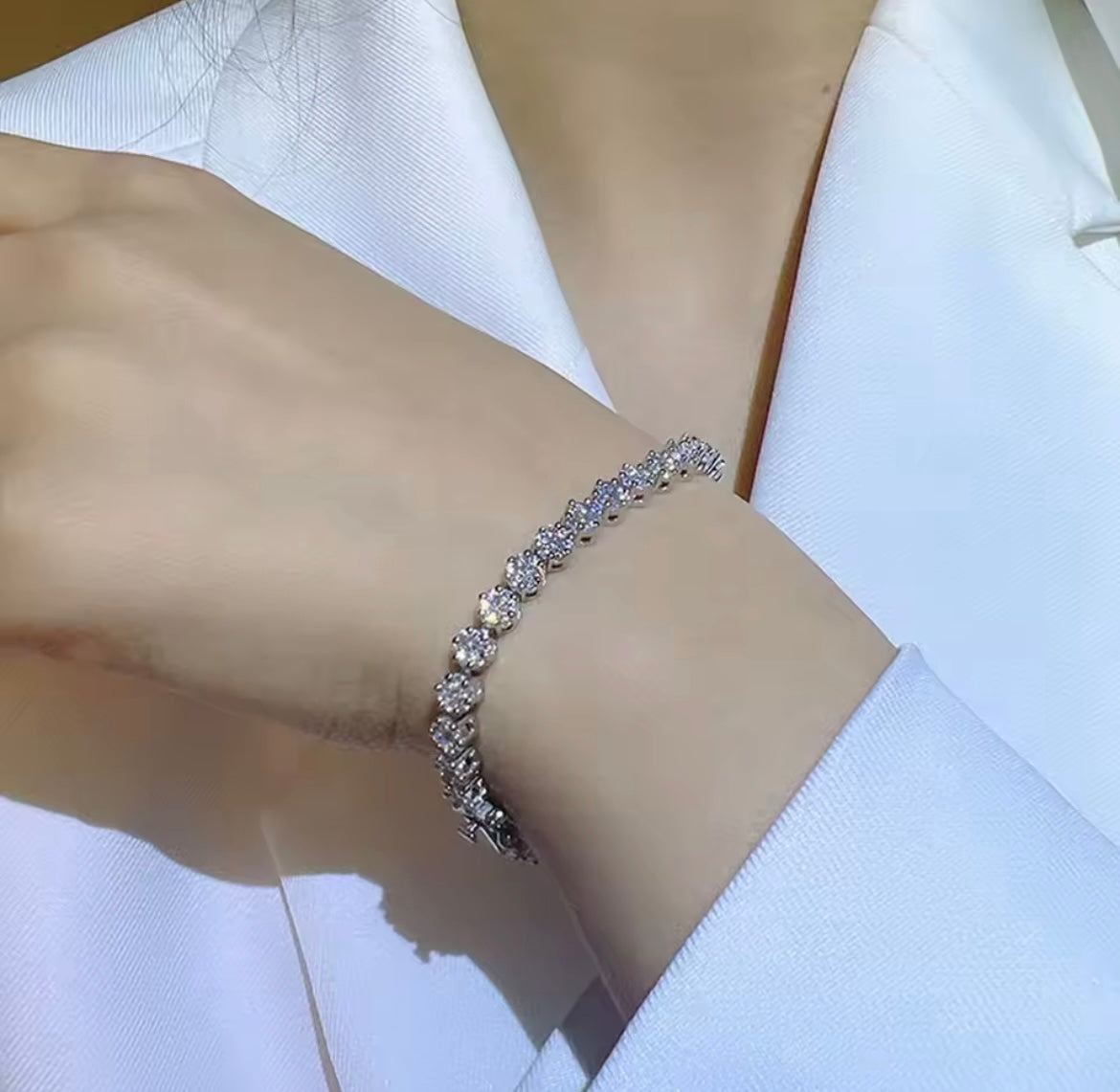 Light Luxury 925 Sterling Silver Crafted Moissanite Gemstone Bracelet