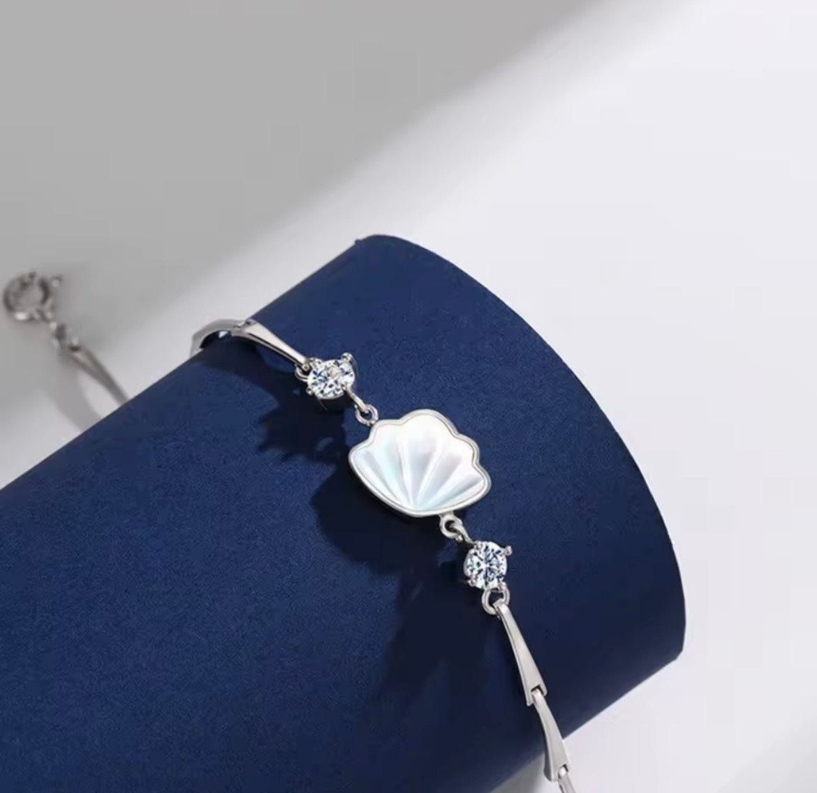 925 Sterling silver shell bracelet
