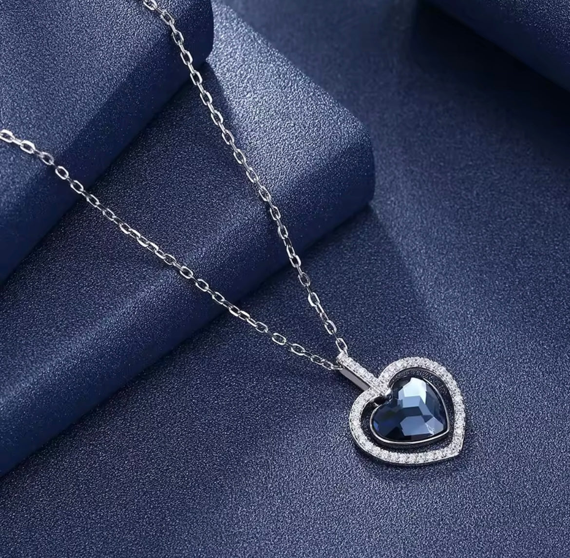925 Sterling Silver Blue Crystal Heart Pendant