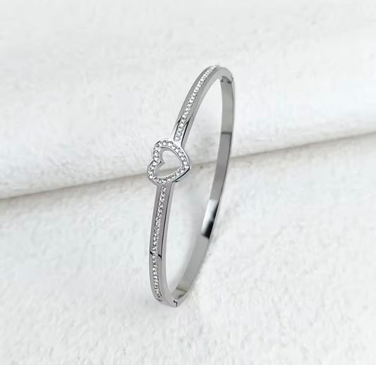 Stainless steel heart bangle