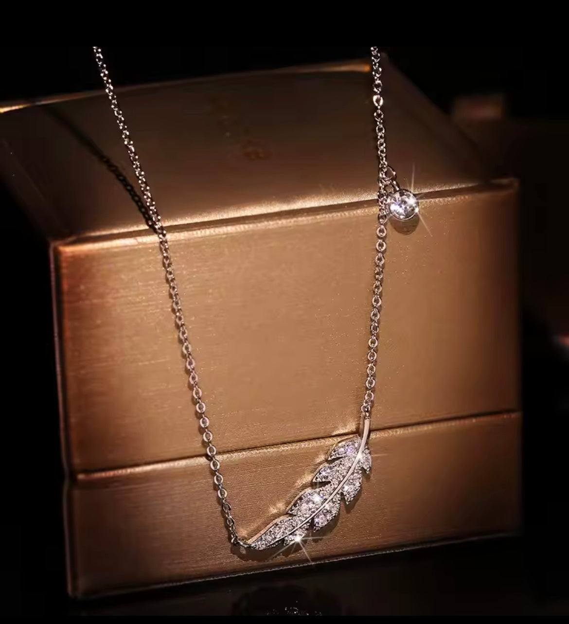 925 Sterling silver Feather Leaf pendant