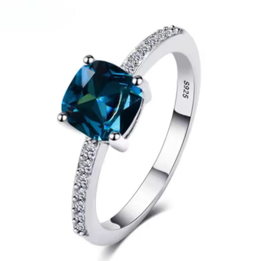 925 Sterling silver blue sapphire ring
