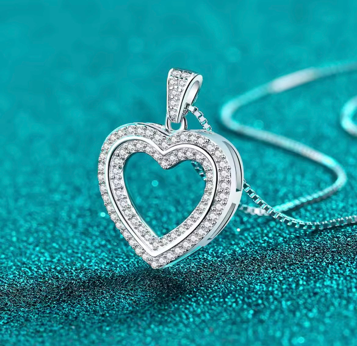 925 Sterling silver heart Moissanite pendant