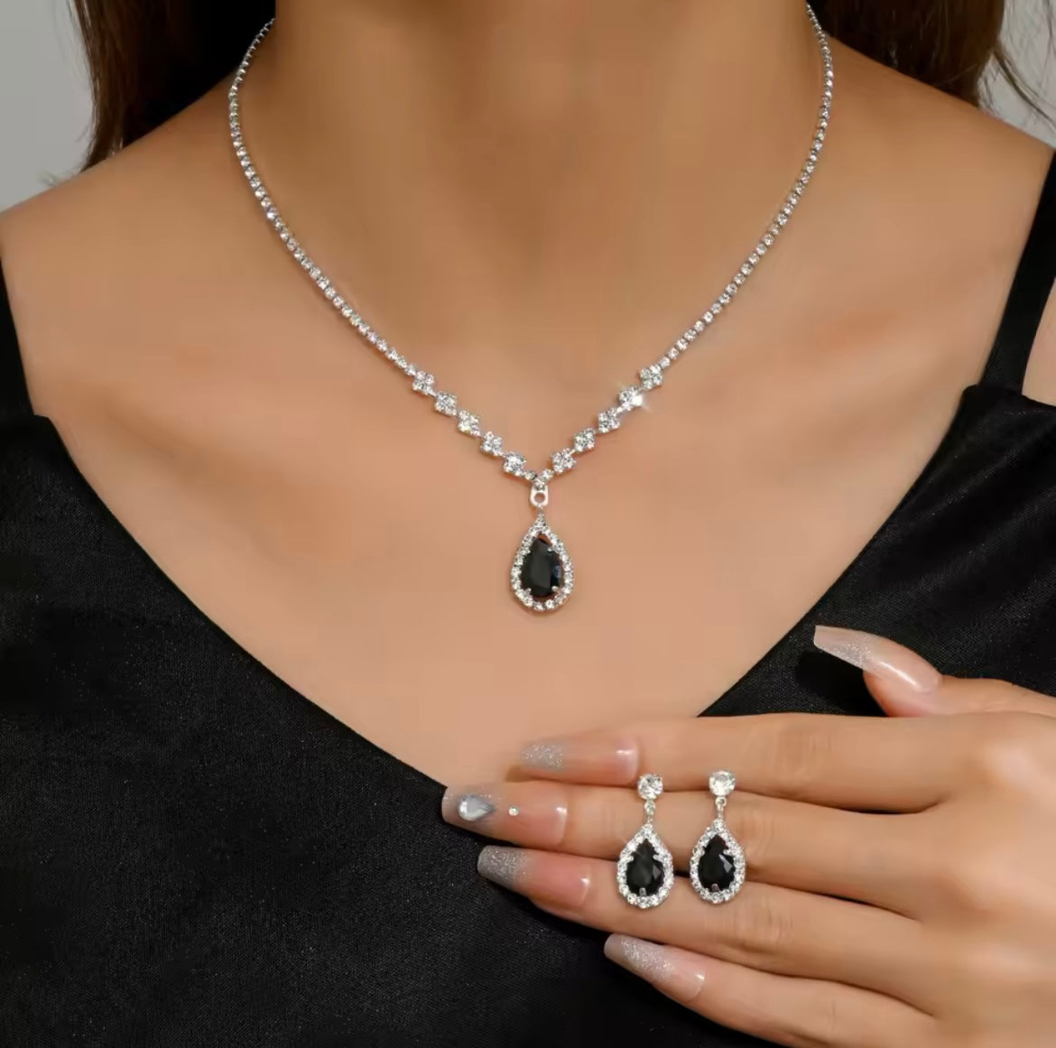 Elegant Waterdrop Style Jewelry Sets
