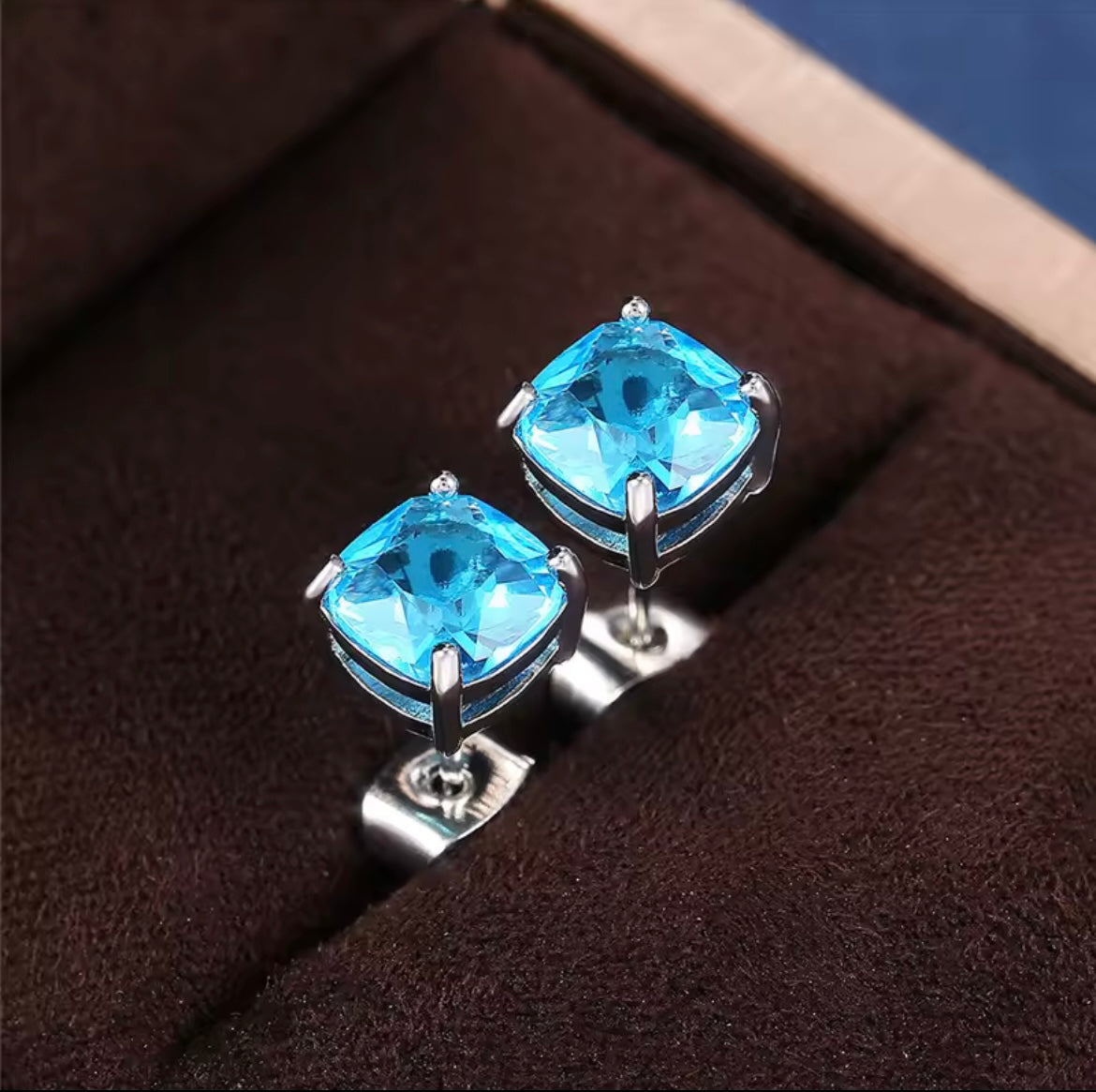 925 Sterling Silver Cubic Zirconia Stud Earrings