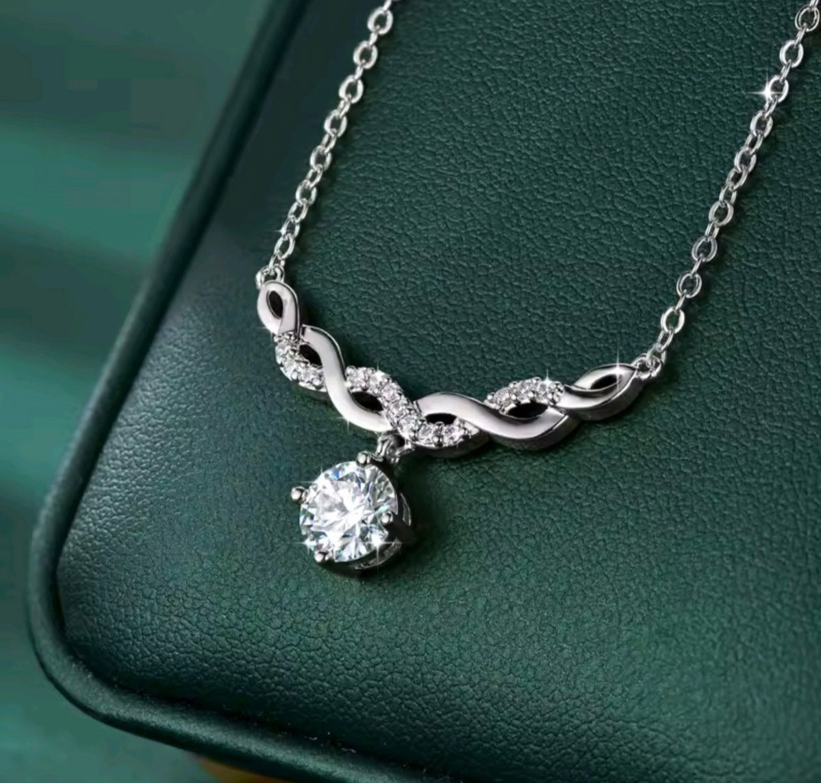 Infinity Style Round Cut 1ct Moissanite Necklace