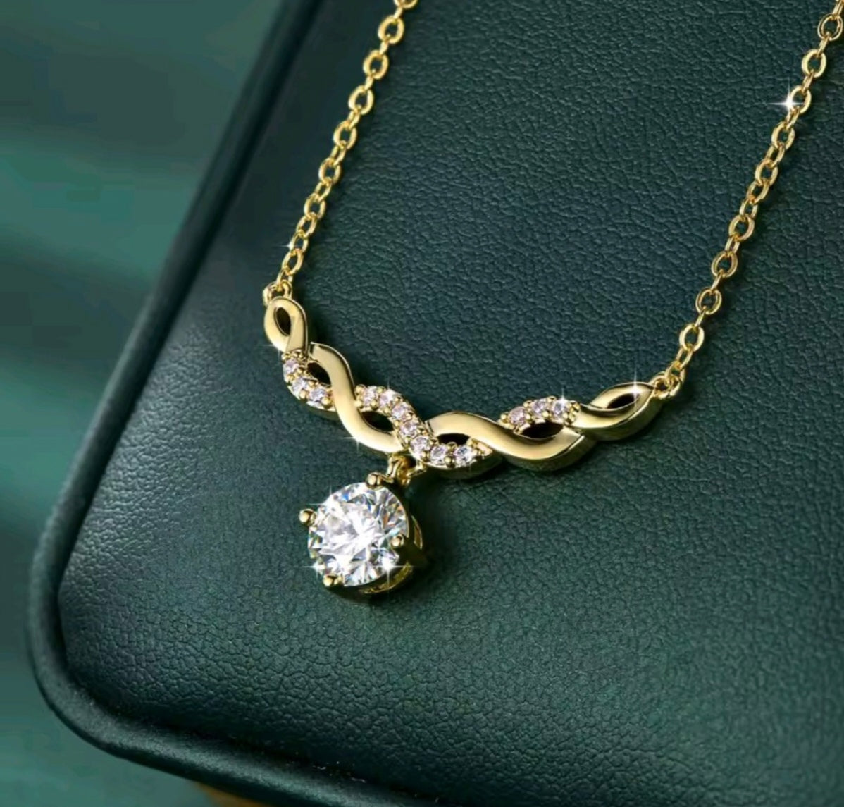 Infinity Style Round Cut 1ct Moissanite Necklace